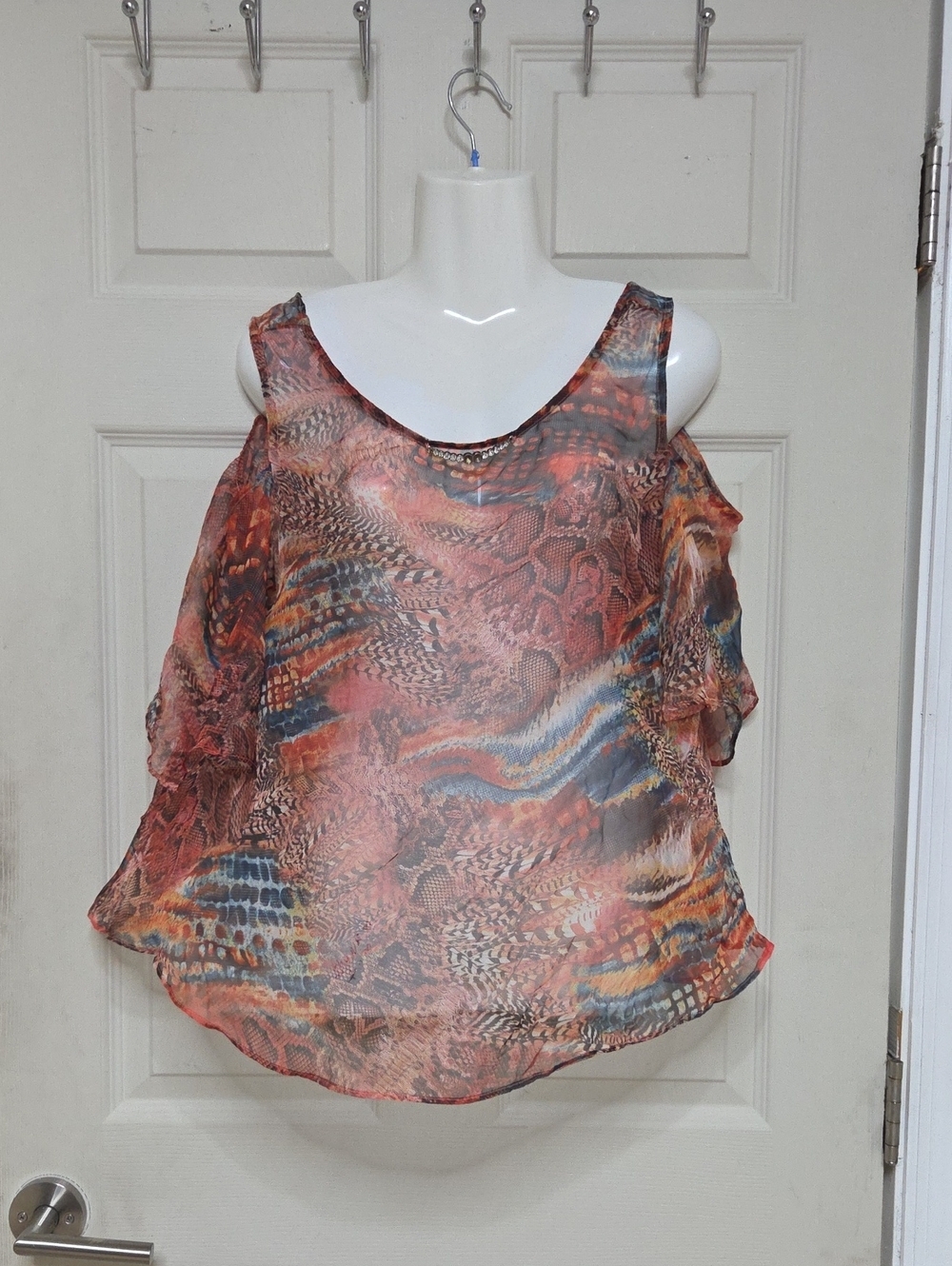 OH MY JULIAN INC. Multicolor Cold Shoulder Blouse Medium Sz [1443]